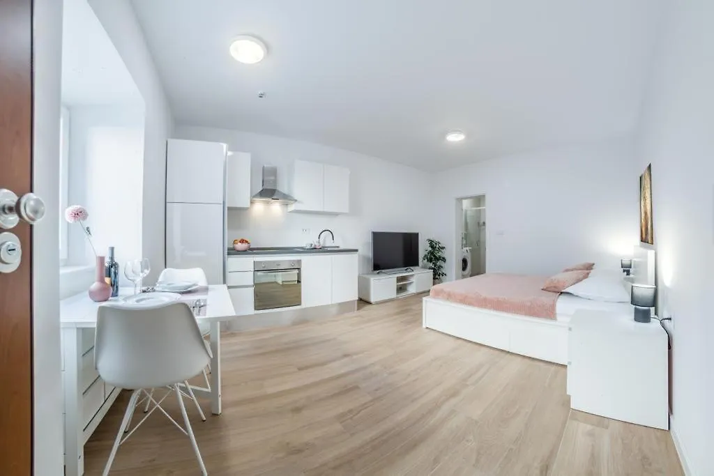 Apartment Klara Free Parking, Center Pula