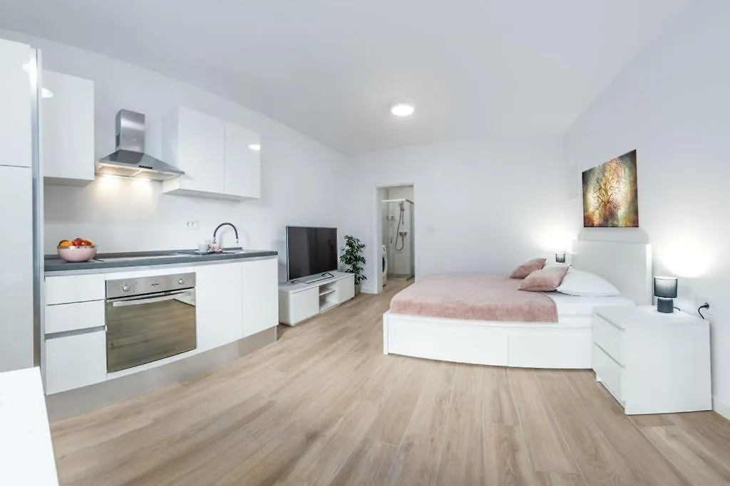 Apartment Klara Free Parking, Center Pula